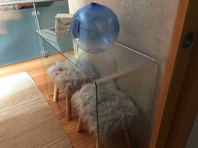 Mesa de vidro temperado Shiny do El Corte Inglês