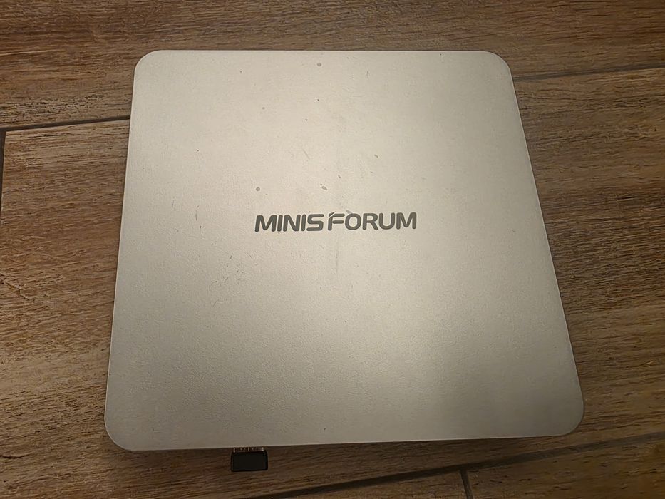 I7-11800H minisforum mini PC 32GB RAM 256NVME