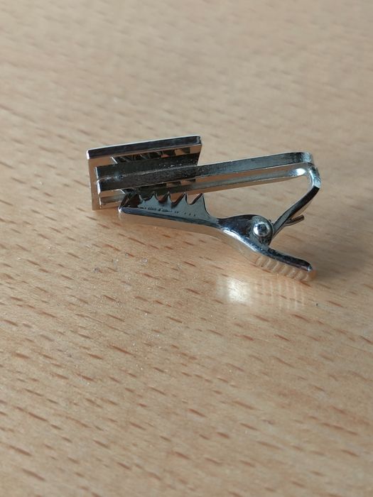 alfinetes de gravata antigos "Petri".