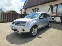 Mitsubishi Outlander XL 4x4