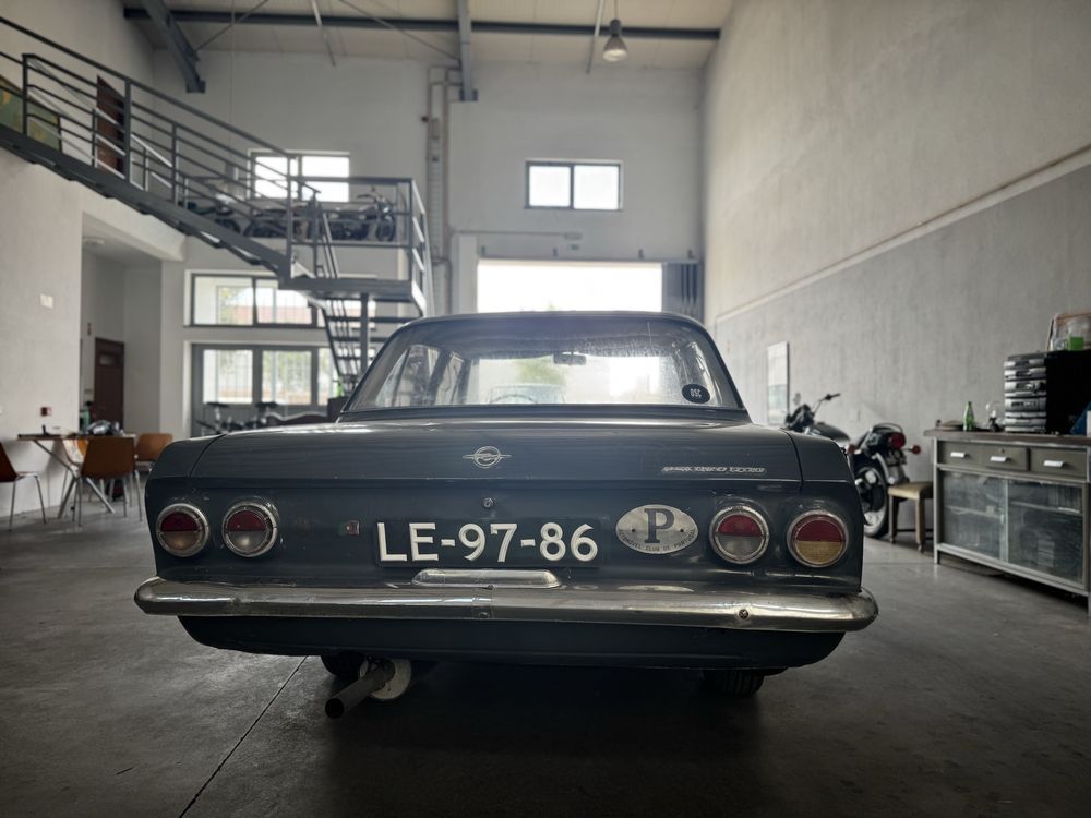 OPEL REKORD 1.7 i SEDAN MK1
