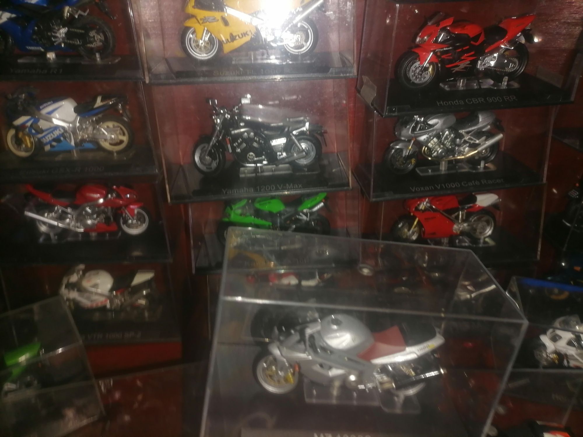 Coleção 50 grande moto por 280 €