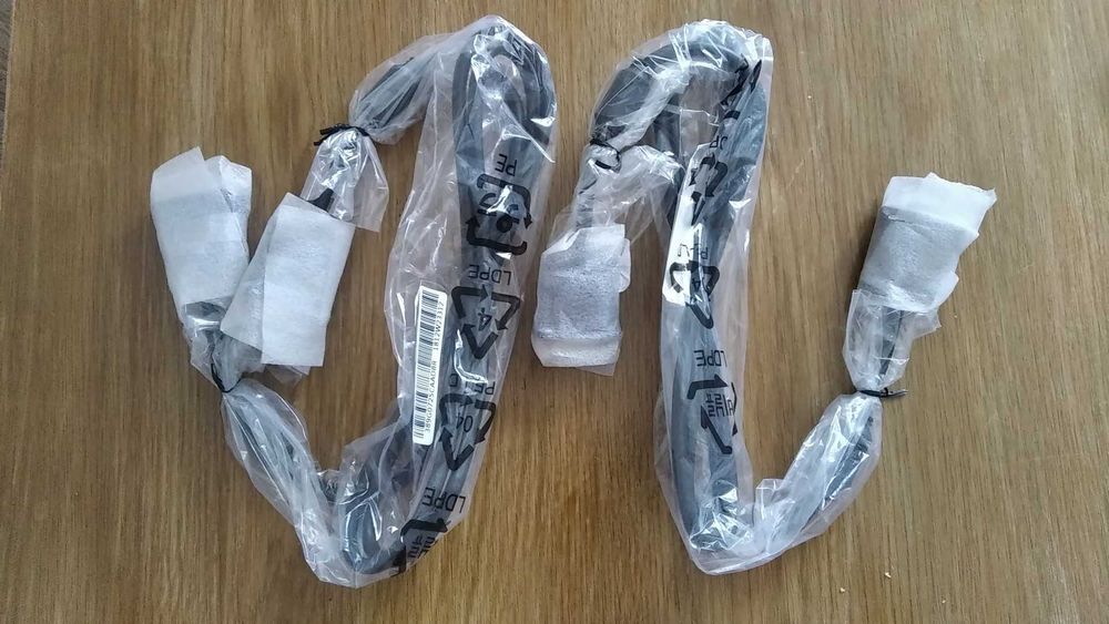 Кабели VGA/VGA, DVI/DVI (2 м), hdmi/hdmi