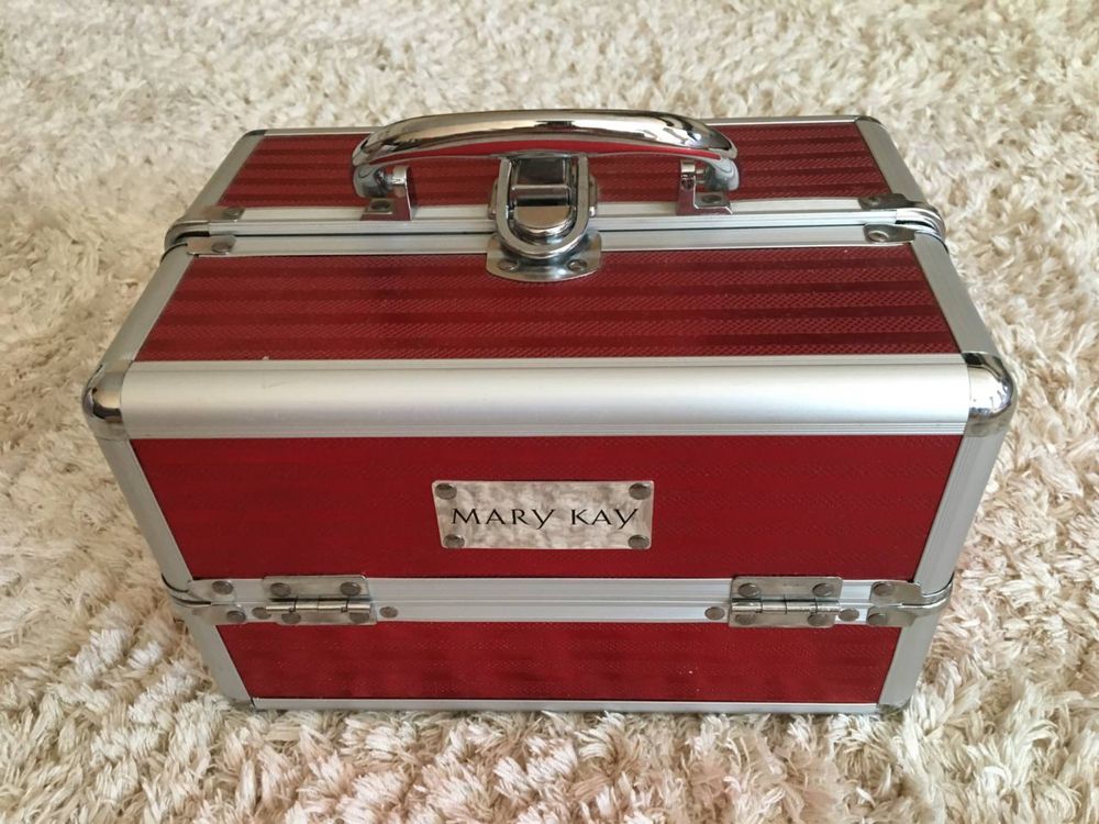 Кейс / чемодан для косметики Mary Kay