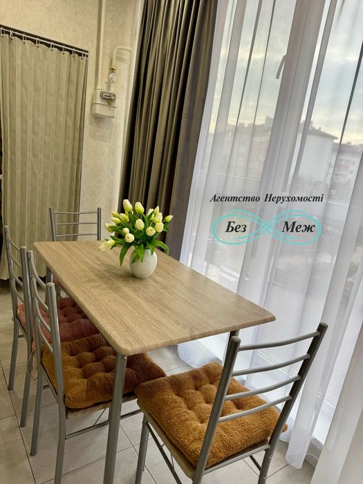 Квартира з новим ремонтом 43кв м Софія Резиденс