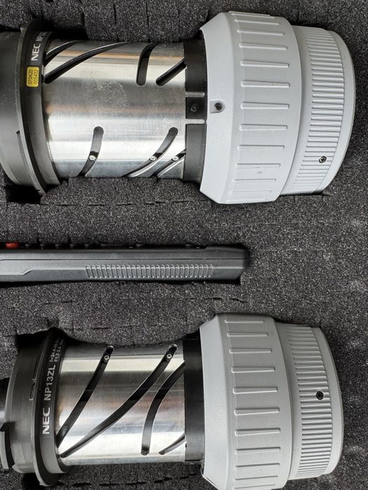 Projektor Nec pa 522U