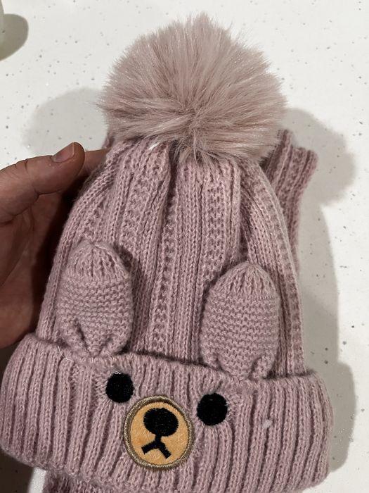 Шапка з шарфиком для дівчинки зима нове