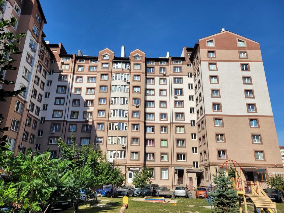 2 кімнатна квартира біля Арсену/Епіцентру