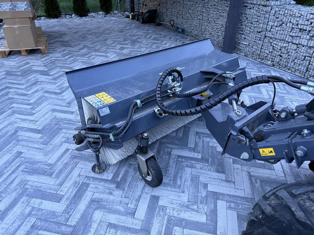 Zamiatarka Szczotka obrotowa 160cm MultiOne C890242  MultiOne AVANT