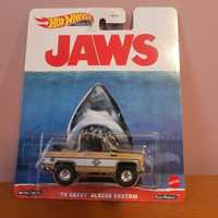 Hot wheels premium 75 Chevy Blazer Custom JAWS z filmu "Szczęki" DMC55