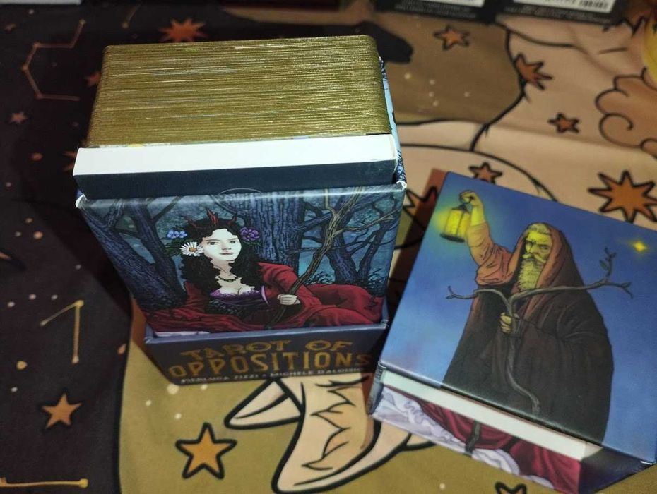 Карти Таро 12*7 в твердих і звичайних коробках, Алі і Тему, стан нових