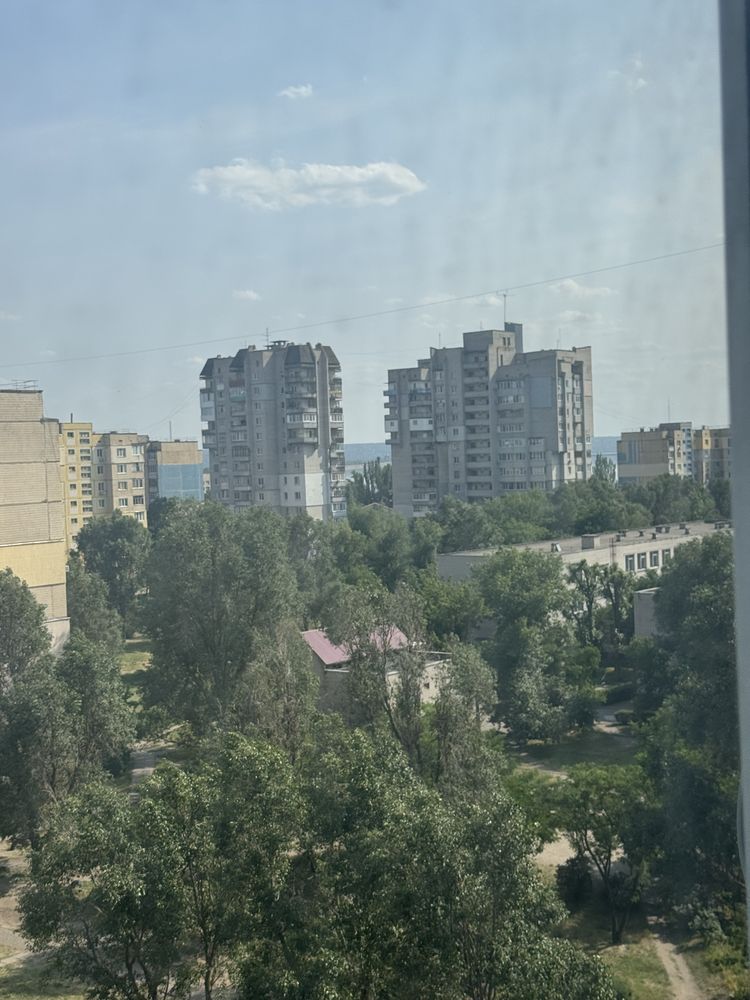 Продам 3-ком.кв.Левый берег,10 микр,Пчелка