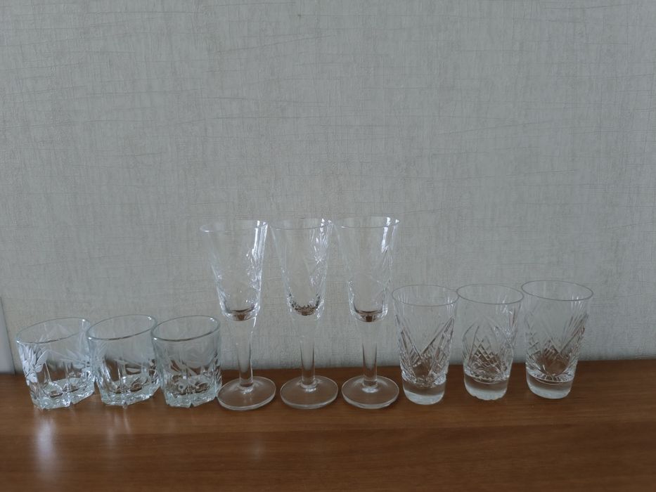 Продам хрустальные рюмки
