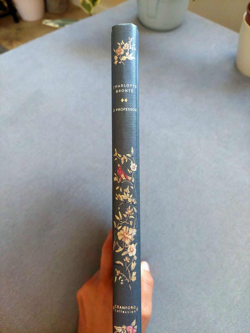 Livro "O Professor" de Charlotte Brontë