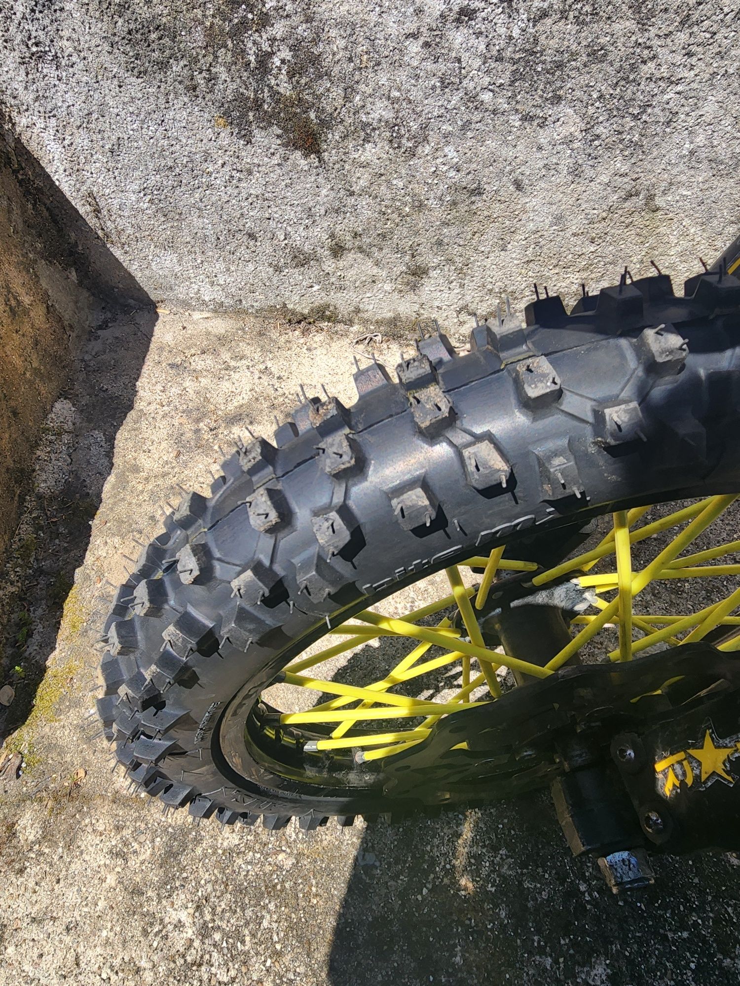 Pit  bike  190cc. Negociável