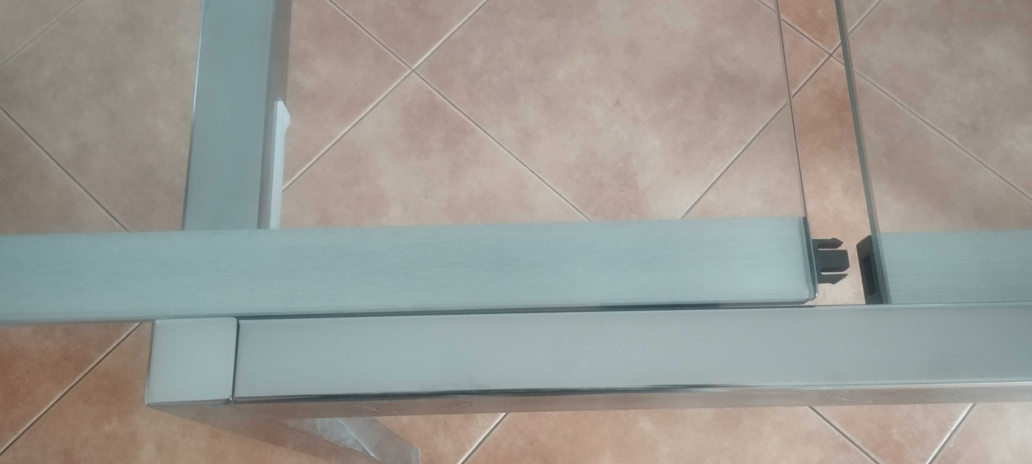 Mesa de vidro extensível IKEA