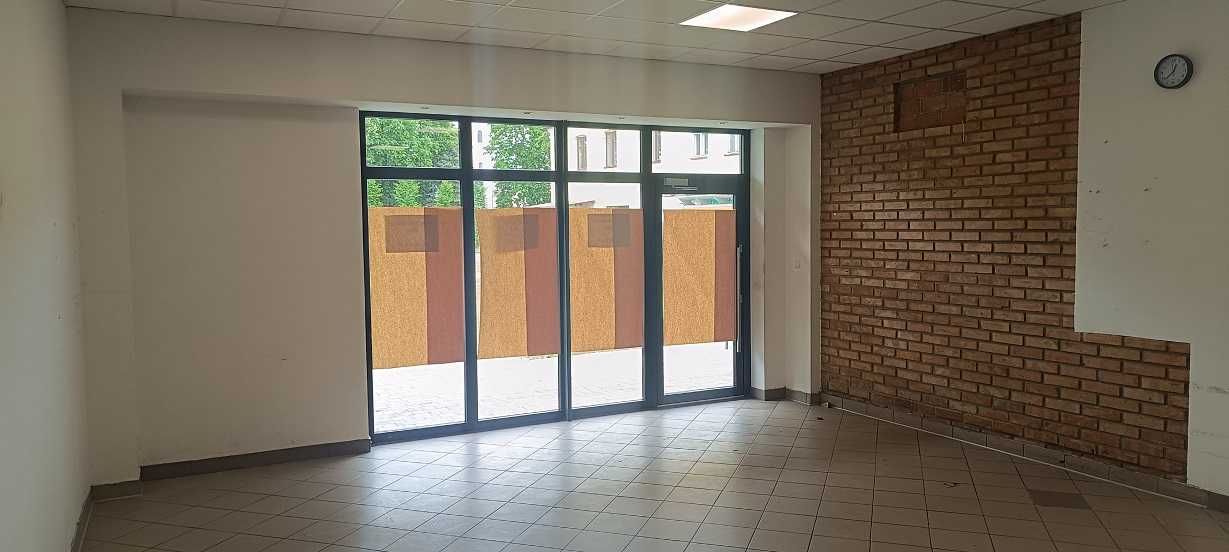 Lokal handlowo-usługowy  – Cieszanów – 110 m², parter, witryna
