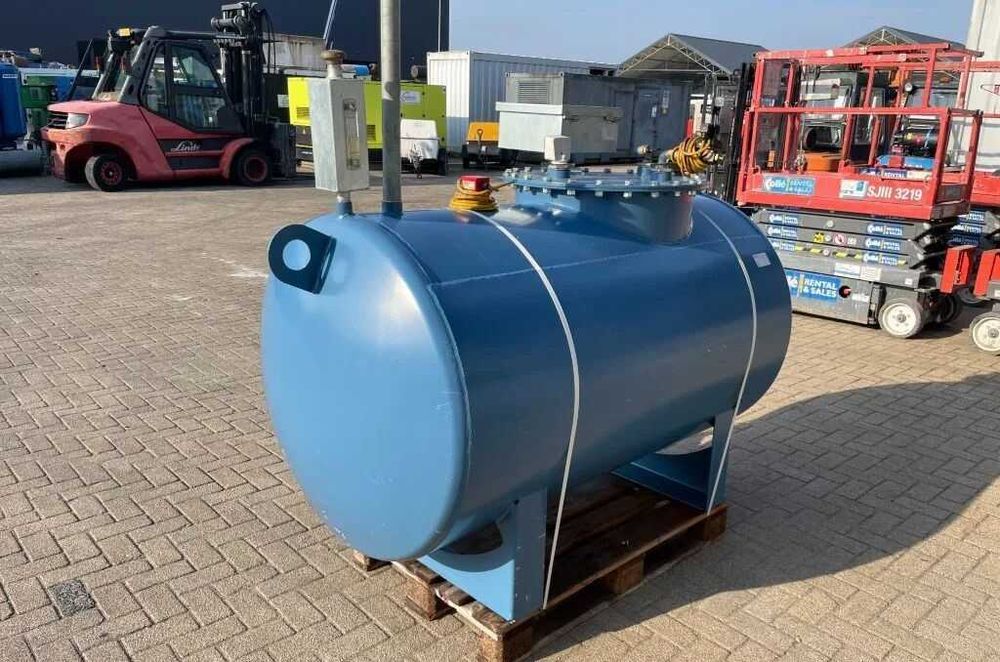Резервуар для палива Kiwa De Blesse BV 1200 liter dubbelwandige