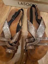 Srebrne damskie Lasocki skóra  sandały rozmiar 38 palec płaskie