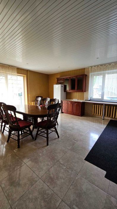 Боярка вул. Ягідна. Будинок, 7 кімнат, гараж. підвал, 6 соток землі.