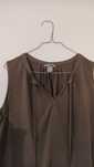 Blusa caqui da H&M