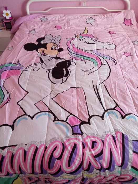 Edredón Minnie com unicórnio
