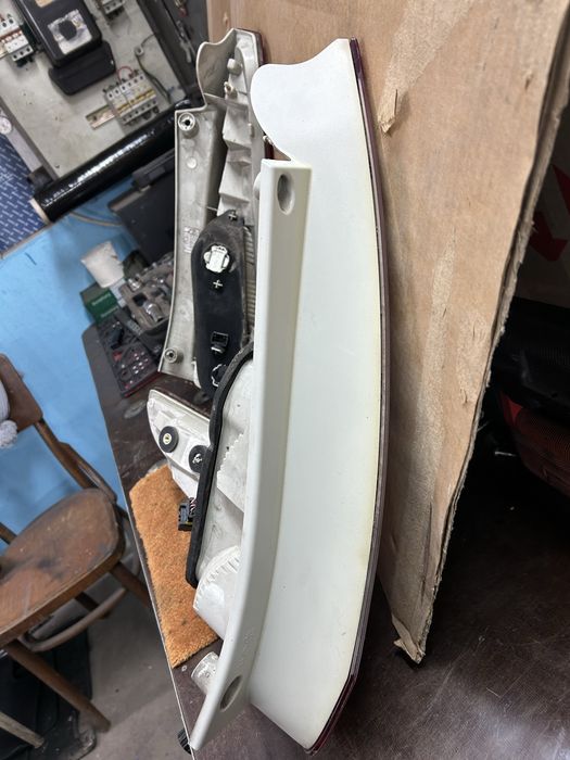 Задній ліхтар рено гранд сценік3