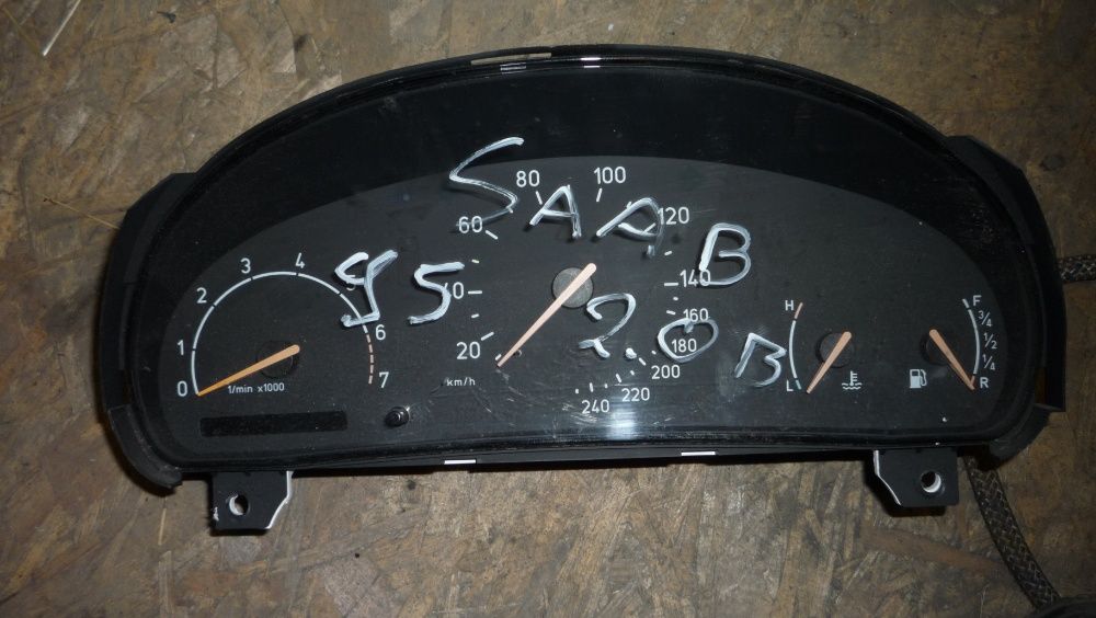 Licznik Saab 95 2.0 benzyna