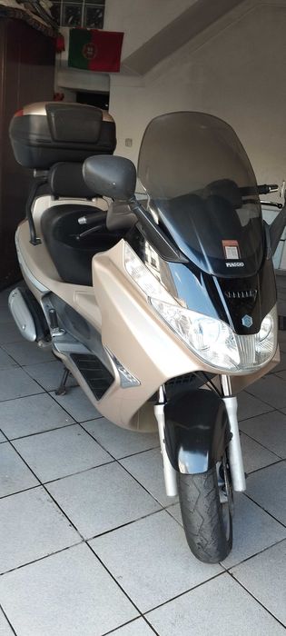 Scooter Piaggio X8 excelente