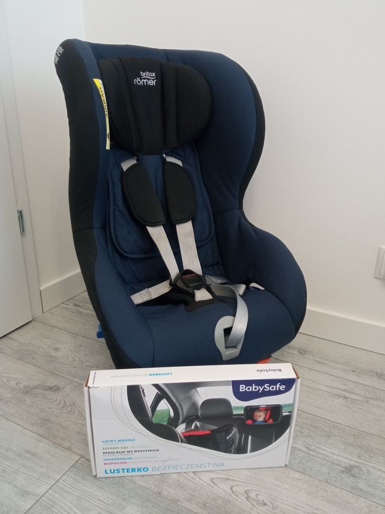Britax Römer Max-Way 9-25kg + lusterko - Jak Nowy