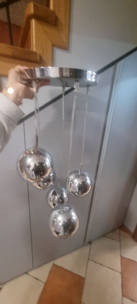 Żyrandol lampa oświetlenie