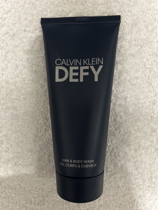 Żel pod prysznic meski Calvin  Klein DEFY