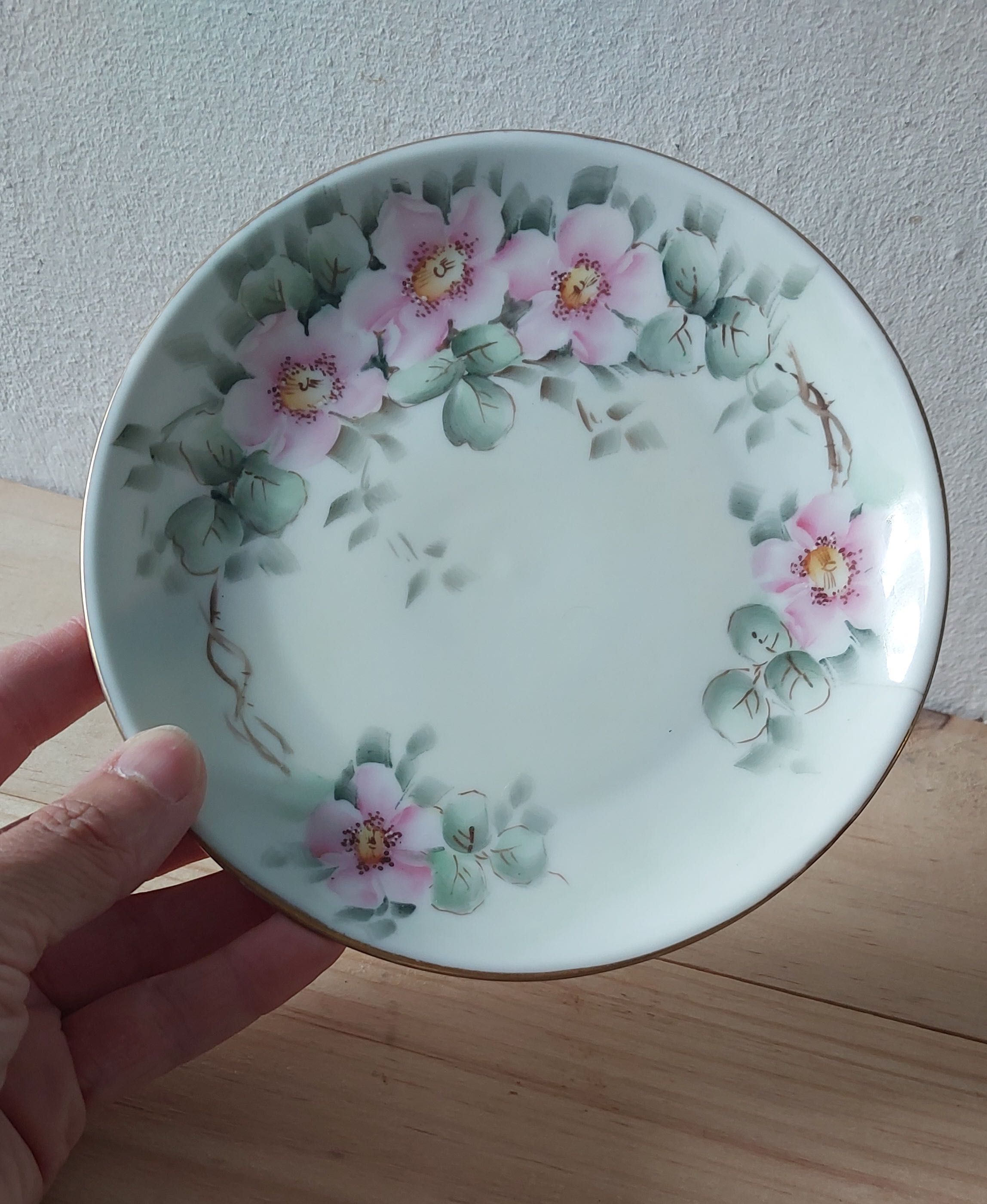 Vintage porcelana angielska talerzyk ręcznie malowany róże