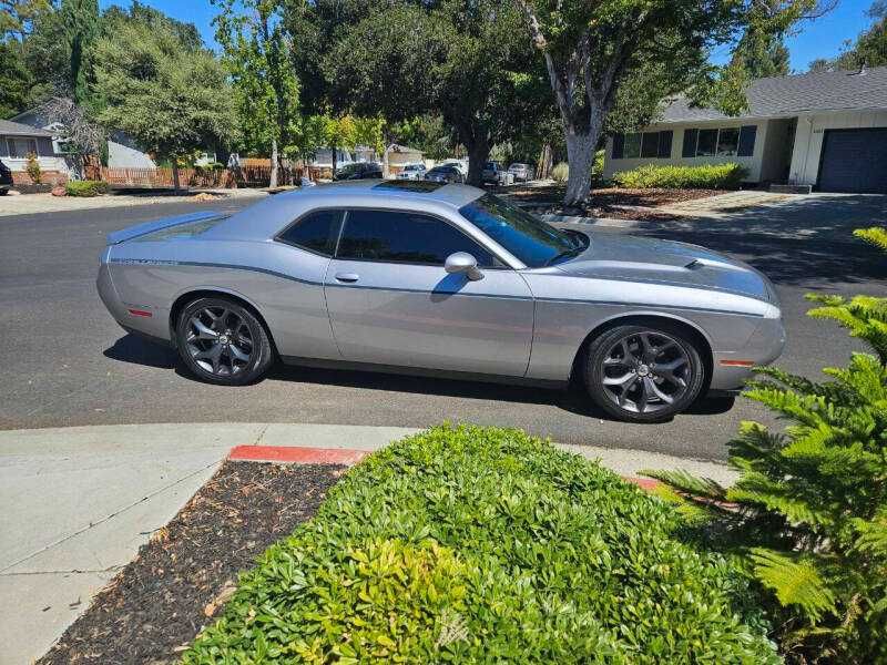 Dodge Challenger SXT Plus 2018