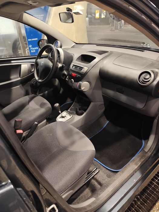 Peugeot 107 1.0 - Auto