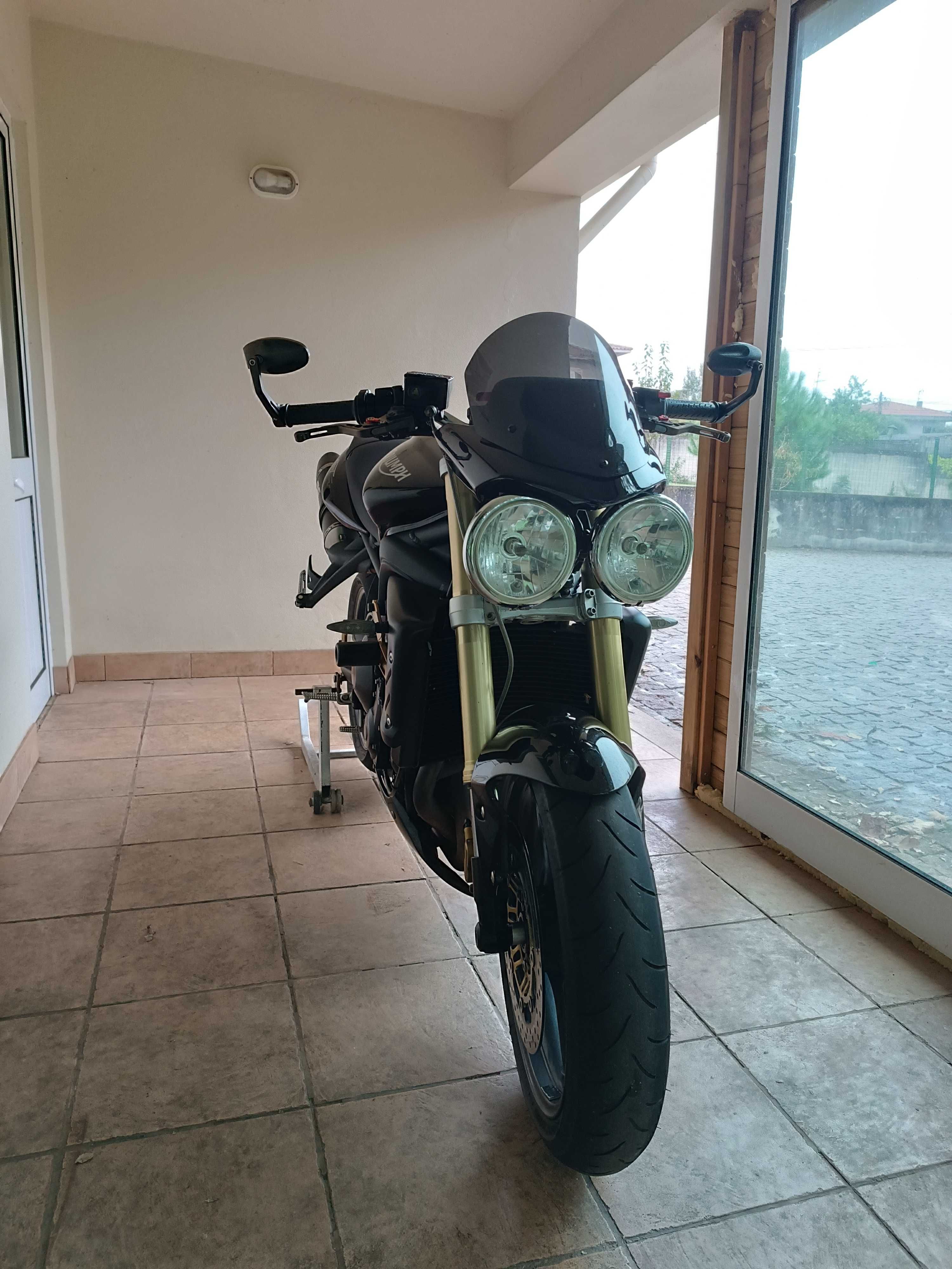 Triumph street triple 675
