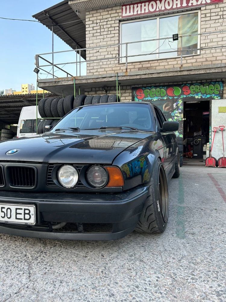 BMW e34 540 drift