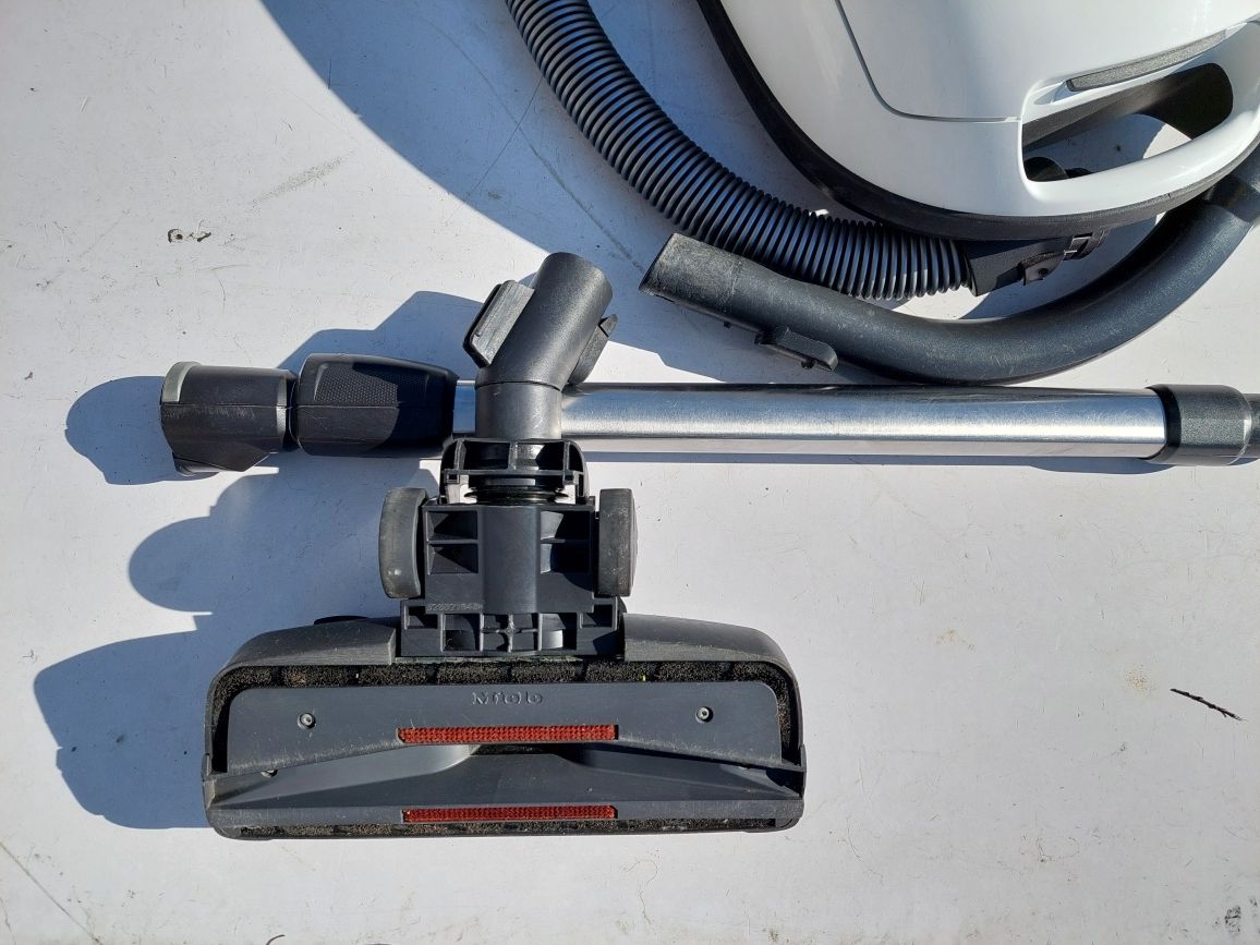 Odkurzacz miele s8340