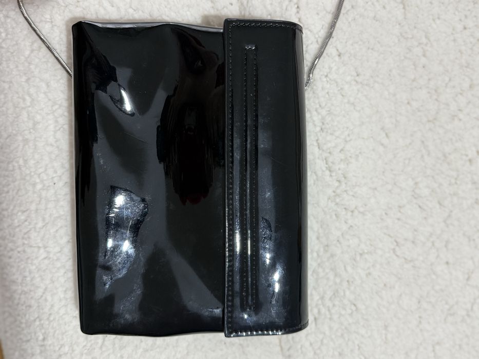 Clutch verniz preto