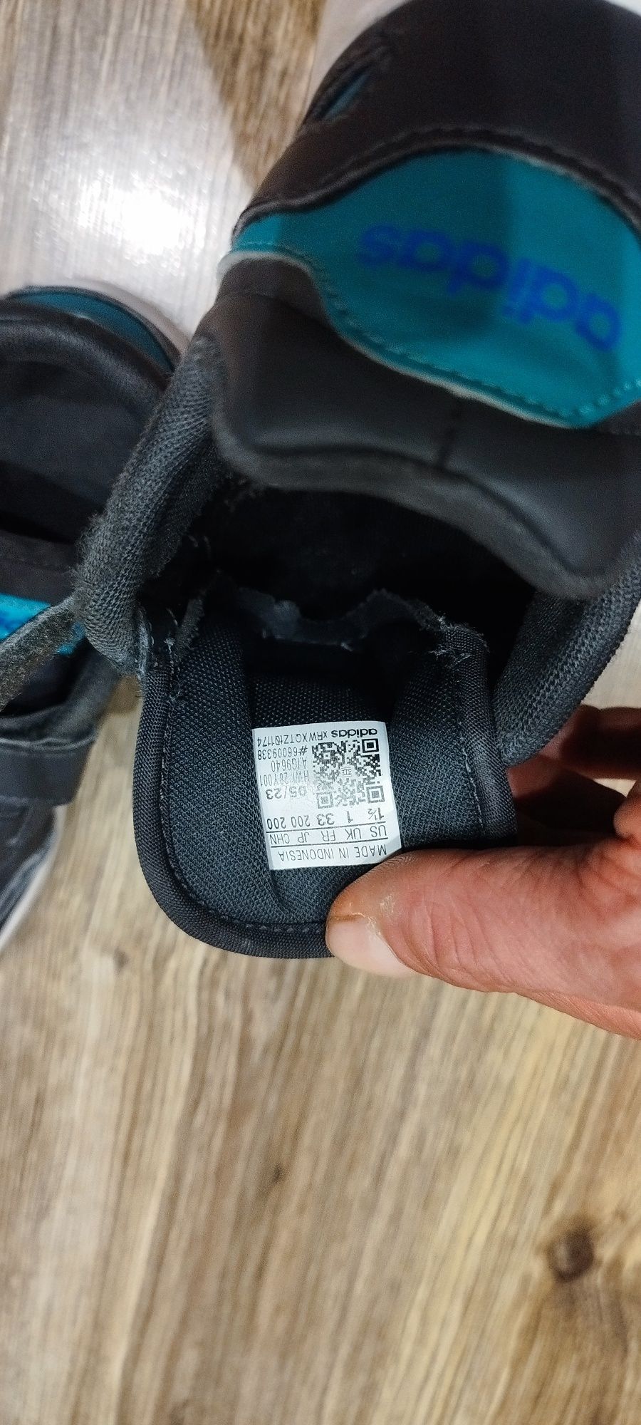 Buty adidas dla dziecka