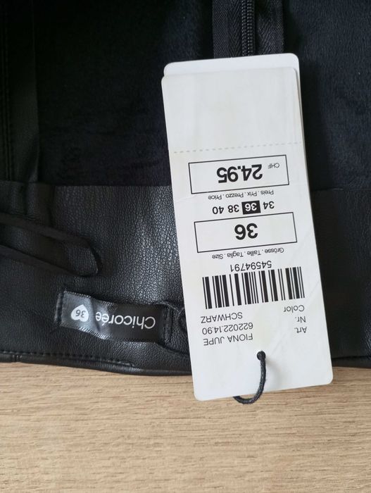 nowa spódnica mini skórzana  roz. 36  s chicoree
