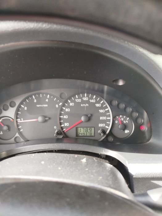 Ford Connet 1800 turbo de 2009