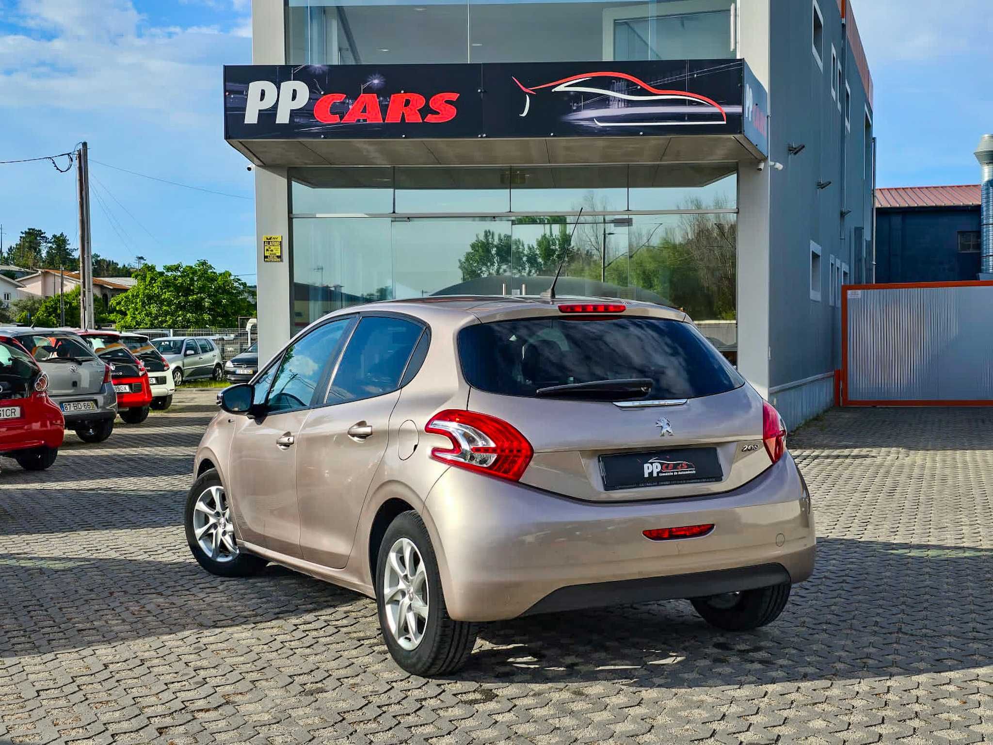 PEUGEOT 208 1.2 VTI STYLE 39.000 KM