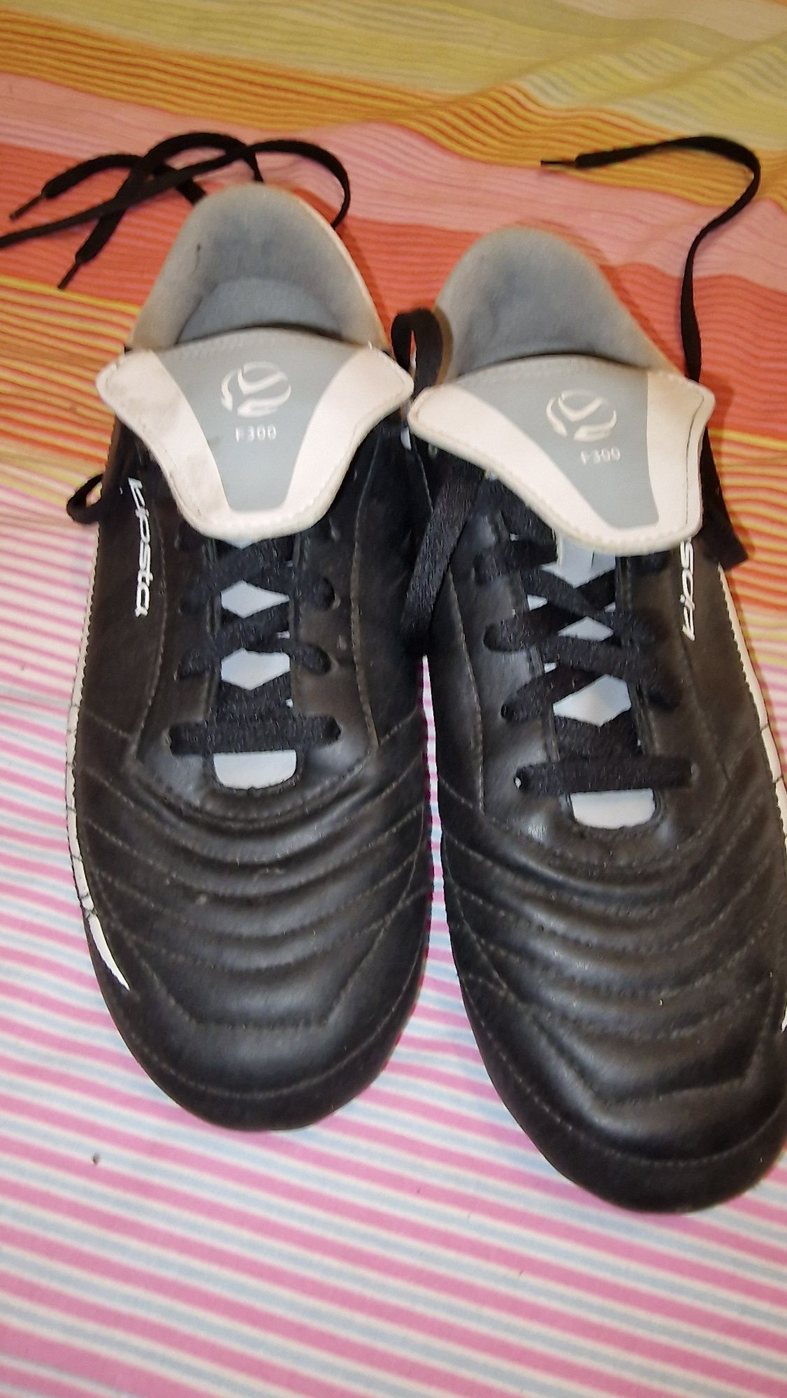 Chuteiras de futebol kipsta 45