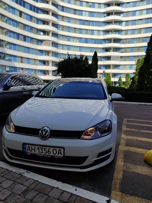Продам Volkswagen Golf 7 1.8 turbo