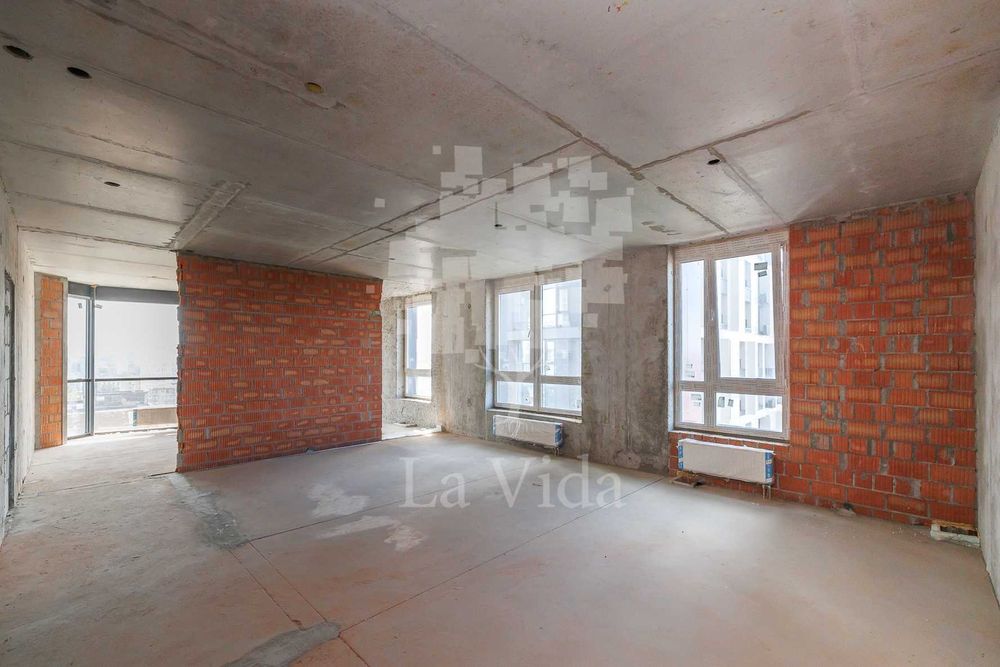 Двокімнатна квартира з паркомісцем та коморою в ЖК Тайм Time