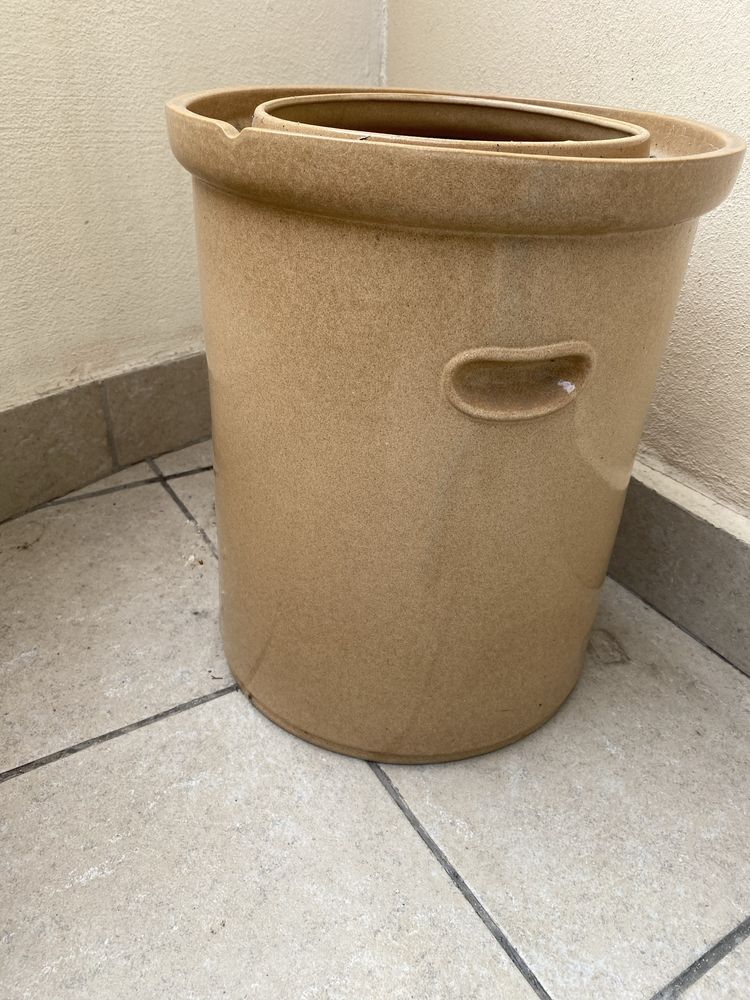 Pojemnik do kiszenia ogorków