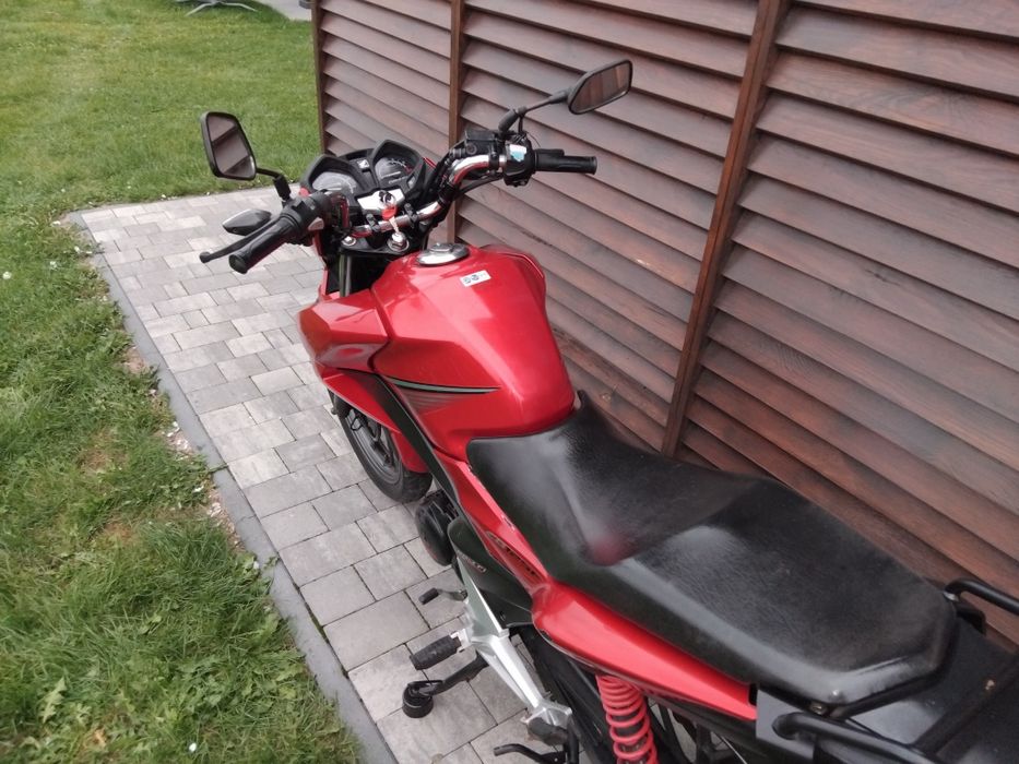 Honda CBF 125 Lift 17r Varadero