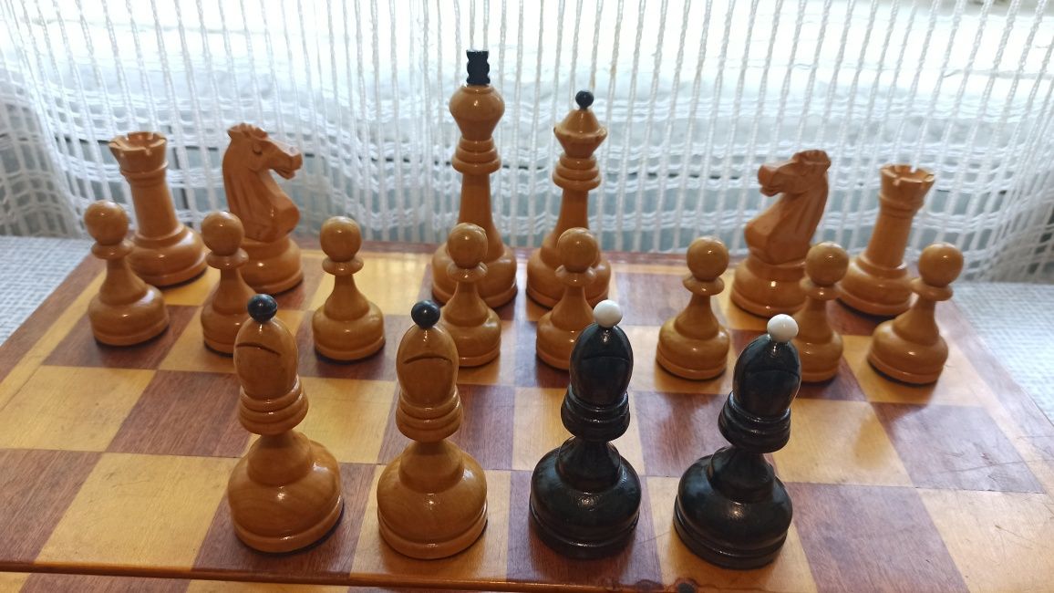 Шахматы деревянные большие турнирные,с утяжелителями