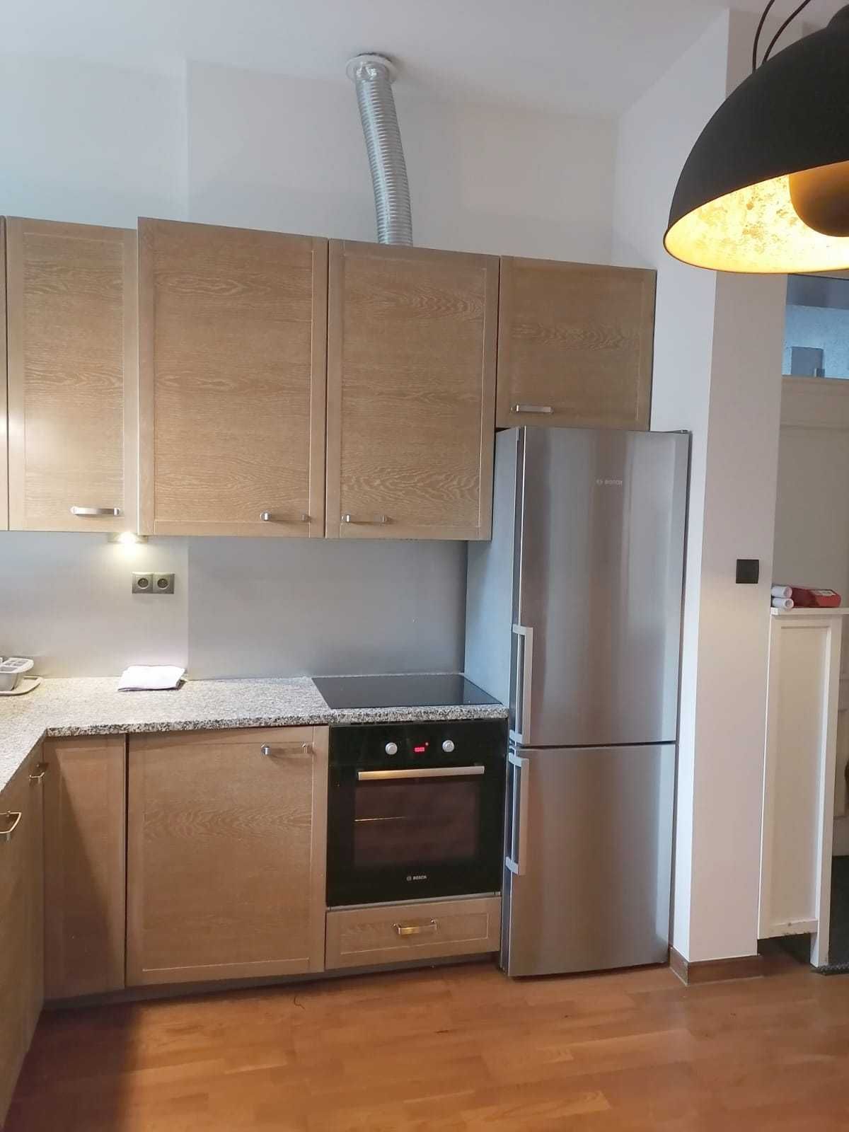 Hostel/Kwatery pracownicze–Centrum Bytomia–Komfort i doskonała lok!